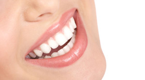 how-to-get-white-teeth-at-home-fast-